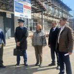 В Советском единороссы проинспектировали ход капремонта школы