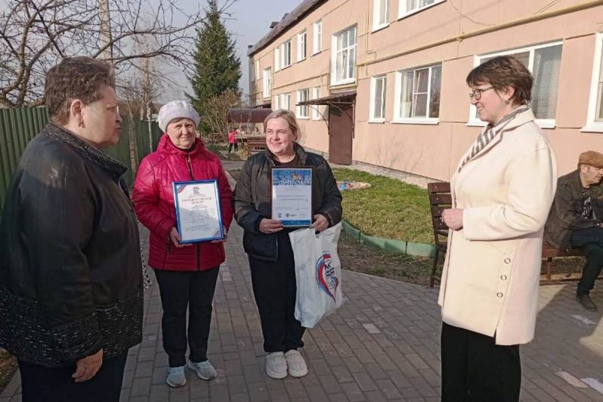 Татьяна Дроздова поздравила жителей Лопатино