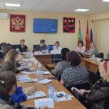 В Троицком районе обсудили развитие трудовой, общественной и творческой деятельности женщин