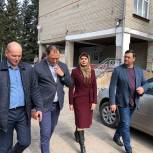 Анатолий Вытоптов и Николай Данилин проконтролировали капитальный ремонт Ребрихинской школы