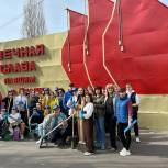 Партийцы и сторонники «Единой России» провели субботник в Октябрьском районе