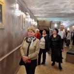 «Единая Россия» организовала экскурсию в Театр драмы им. Кольцова для граждан старшего возраста