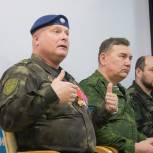 Кемеровские юнармейцы встретились с ветеранами СВО