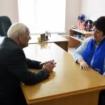 Элена Беруашвили обсудила план мероприятий ко Дню Победы с председателем Совета ветеранов