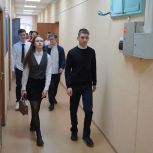 Экскурсиями по кабинетам власти и «диалогами на равных» в Приамурье отметили День местного самоуправления