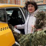 Юлия Дрожжина совместно с проектом «Вяжем-Нашим.РФ» отправила гуманитарную помощь в зону спецоперации