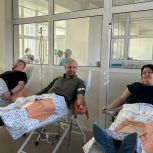 Единороссы ДНР приняли участие в акции «Сдай кровь – спаси жизнь!»
