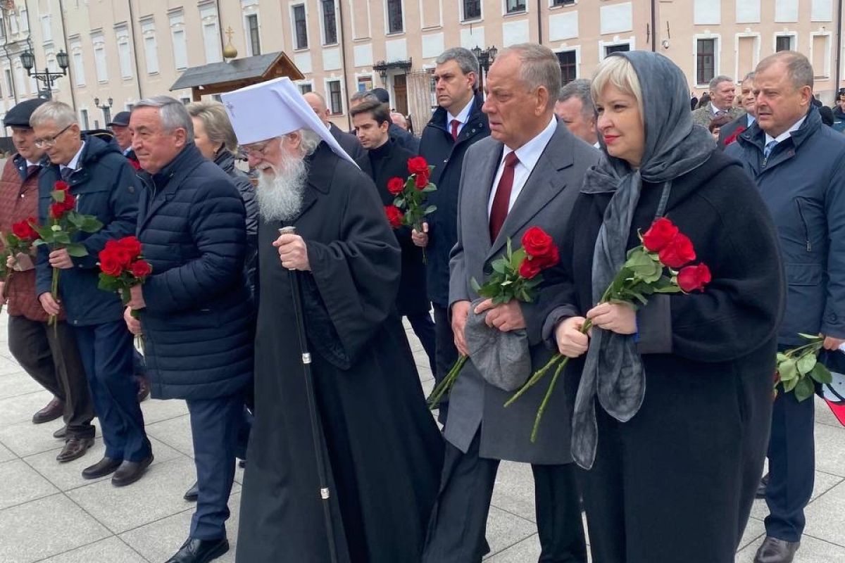 Еще одна спасенная жизнь. Девушка со слезами на глазах благодарит волонтеров - | KG