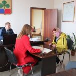 Агаповские партийцы провели прием граждан