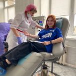 Воронежские молодогвардейцы и активисты «Единой России» приняли участие в донорской акции