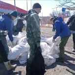 «Единая Россия» и МГЕР помогают жителям Тюменской области вывезти вещи из зон подтопления на специально оборудованные склады