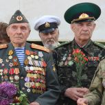 В Ялте стартовал весенний этап акции «Вахта Памяти поколений – Пост №1»