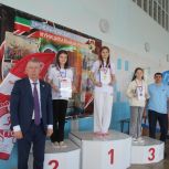 В Дрожжановском районе наградили лучших молодых пловцов