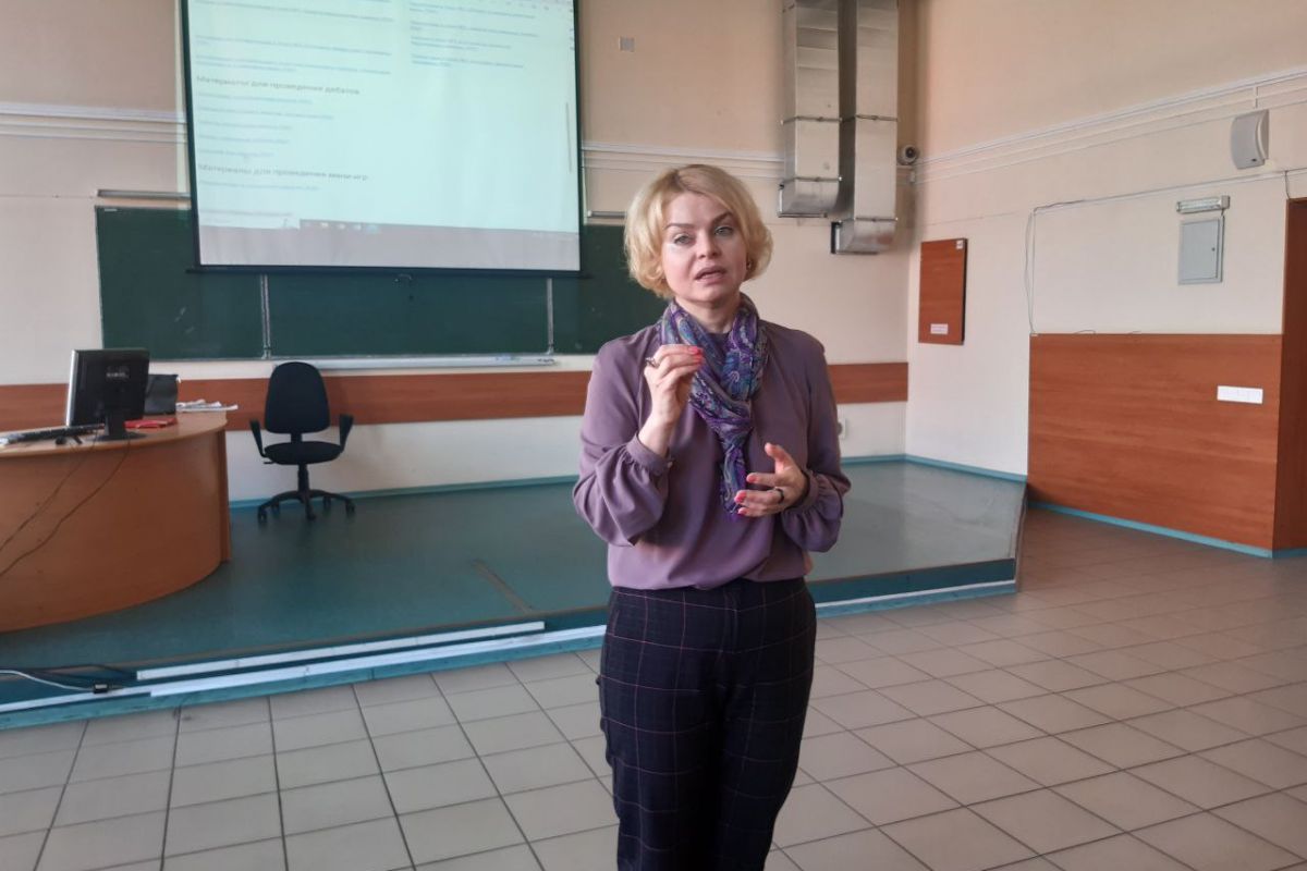 Ирина Субочева встретилась со студентами филиала Финансового  университета