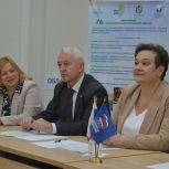 Единороссы обсудили реализацию проекта «Семейный МФЦ»