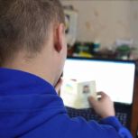 «Молодая Гвардия Единой России» помогает жителям ЛНР оформить российские паспорта