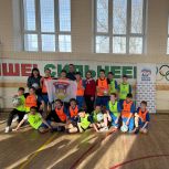 В Коле Мурманской области «Единая Россия» организовала тренировку по мини-футболу для школьников