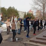 Казанские единороссы провели зарядку для жителей многоквартирных домов