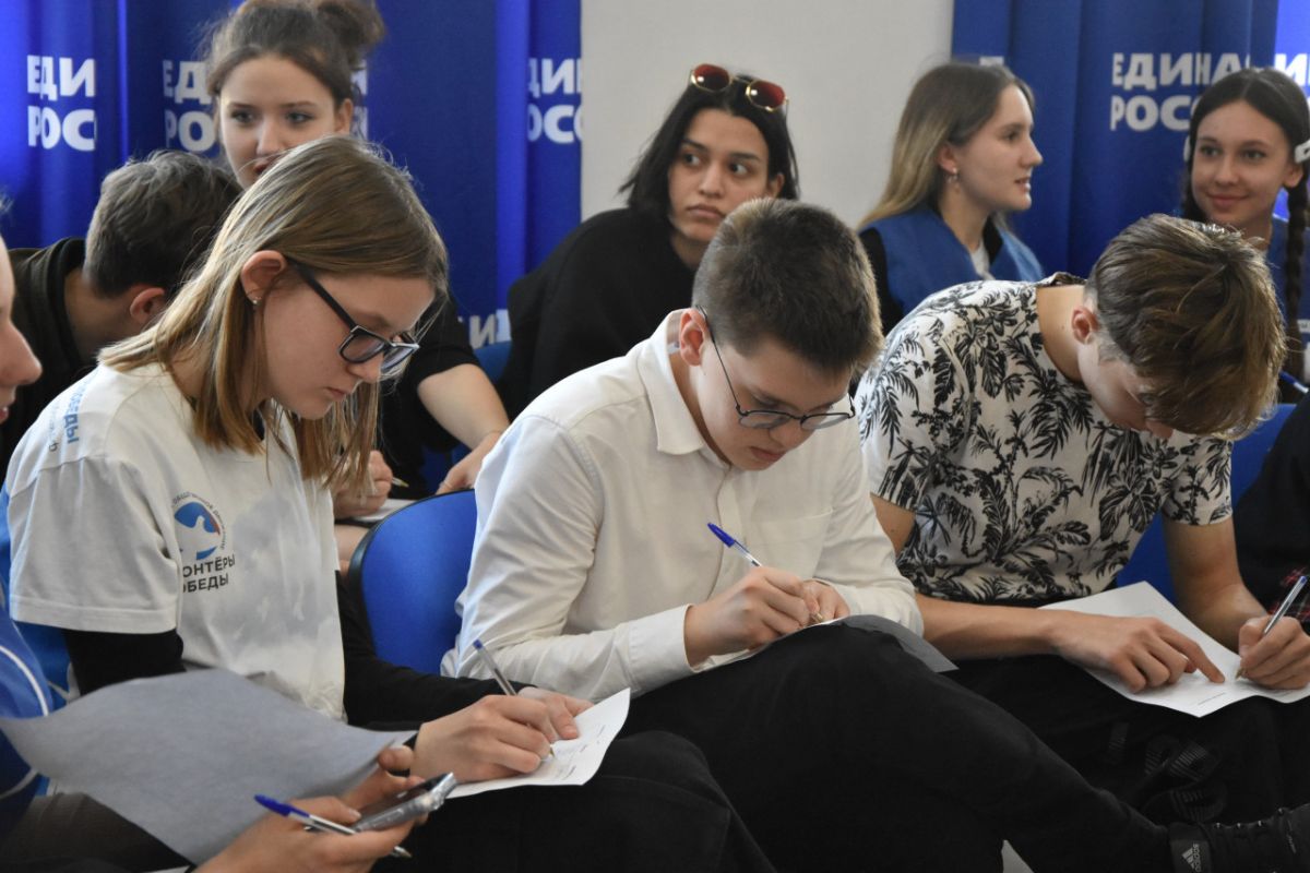 В Астрахани стартовал ежегодный молодежный дискуссионный проект