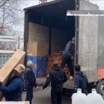 «Единая Россия» доставила в Лисичанск и Рубежное (ЛНР) более 100 тонн гуманитарной помощи