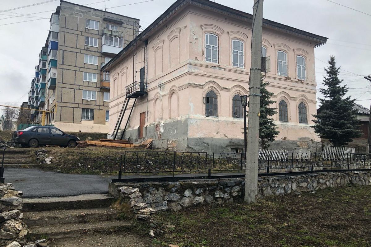 В Нязепетровске реконструируют историческое здание