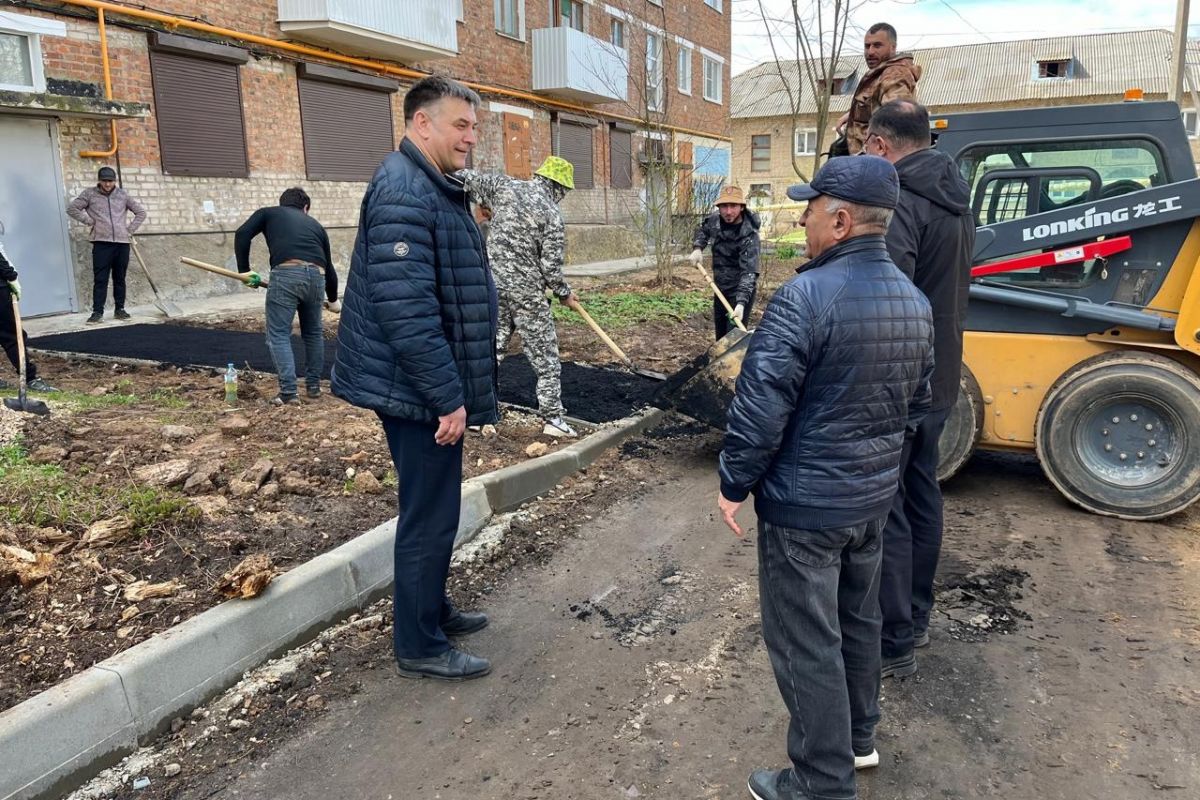 Помогаем гражданам, благоустраиваем территории, награждаем лучших. Рабочая  неделя депутатов облдумы от «Единой России»