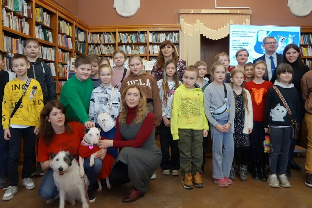 В Смоленске дали старт акции по сбору кормов и лекарств для бездомных животных «Лучший друг»