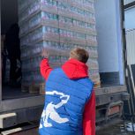 «Единая Россия» продолжает оказывать помощь жителям затопленных районов Оренбургской области