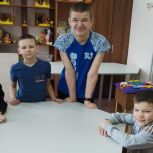 Мебель для детского дома, компьютеры для школ, бытовая техника для пенсионеров: «Единая Россия» помогает жителям регионов