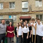В Выксе активисты «Единой России» запустили акцию «Палисадник Победы»