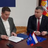 Ещё один кандидат на участие в предварительном голосовании «Единой России» подал документы - в день своего рождения