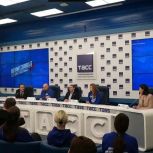 «Молодежь - опора сегодняшнего дня и будущее России», - Роман Зыков