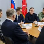 «Сильная местная власть — это сильная страна!»: депутаты-единороссы Госдумы и петербургского парламента провели серию встреч с коллегами-муниципалами