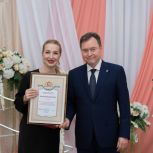 Александр Серебренников поздравил с юбилеем коллектив телерадиокомпании Полевского – «11 КАНАЛ»