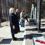 Подготовка к зажжению Вечного огня в Хвойной