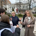 В Тамбовской области единороссы поддержали акцию «Красная гвоздика»