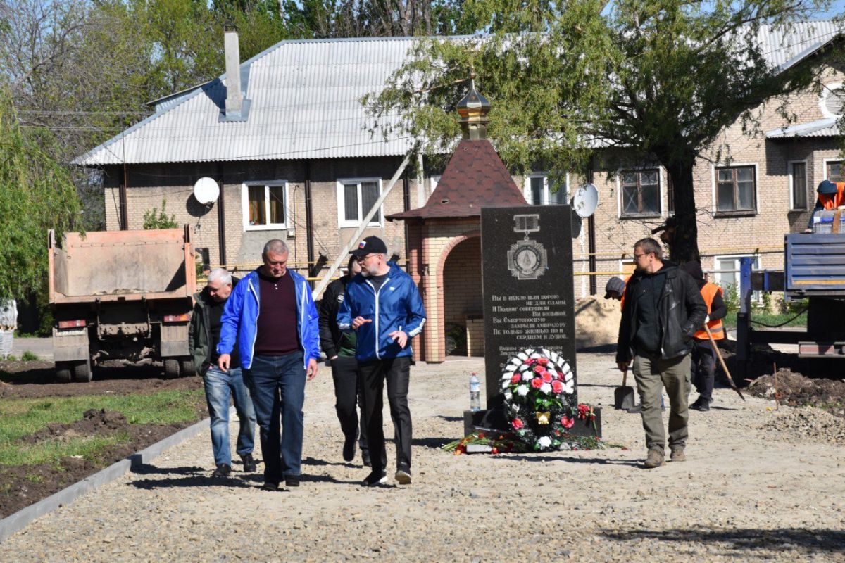 В Первомайске по народной программе реконструируют Сквер памяти жертв Чернобыльской трагедии