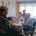 Труженицу тыла из Канашского округа тепло поздравили с днем рождения