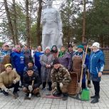 Продолжаются традиционные весенние субботники по приведению в порядок территорий