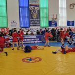 В рамках марафона «Сила России» в Шали прошла открытая тренировка по самбо
