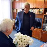 Аркадий Чернецкий поздравил ветеранов Великой Отечественной войны Ленинского района с 80-летием великой Победы