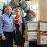 К 9 Мая братские активистки «Женского движения Единой России» вместе с волонтёрами общественной организации «Нрав» подготовили участникам СВО праздничные посылки