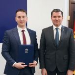 Кандидат юридических наук, председатель Челябинской Гордумы принимает участие в предварительном голосовании «Единой России»