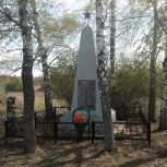 В Большеберезниковском районе благоустроили памятник  павшим  воинам  в селе  Сосновый Гарт