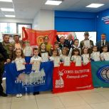 По партпроекту «Крепкая семья» в Липецке устроили концерт для ветеранов боевых действий и участников локальных конфликтов