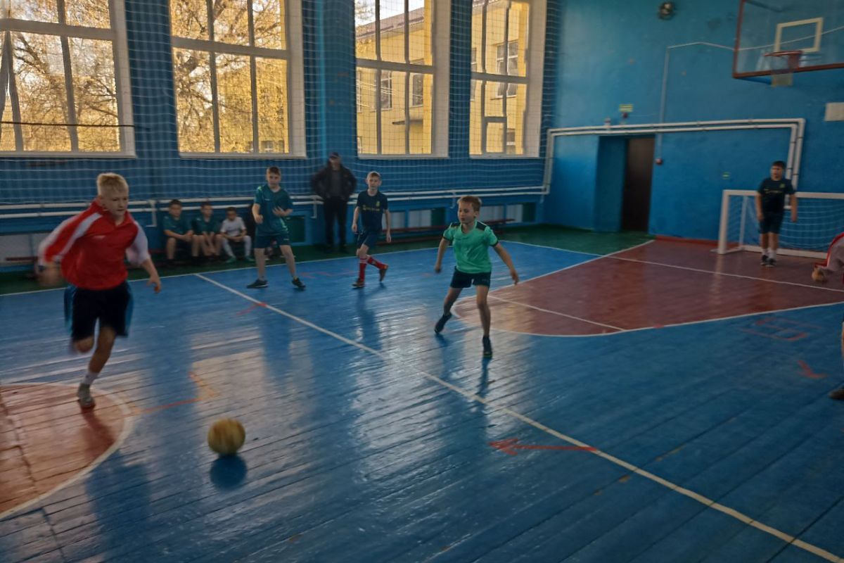 В ЛНР стартовал VII Всероссийский фестиваль дворового футбола
