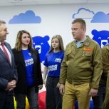 В штабе общественной поддержки «Единой России» в Адыгее состоялся мастер-класс по изготовлению окопных свечей