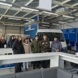 Партпроект «Безопасные дороги» организовал экскурсию на автотранспортном предприятии для школьников