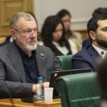 Сергей Горняков обсудил с руководителем Росмолодёжи Григорием Гуровым проводимую Агентством работу и предстоящие задачи