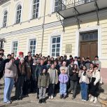 Людмила Рыбакова организовала для черемшанских школьников экскурсию в Елабугу